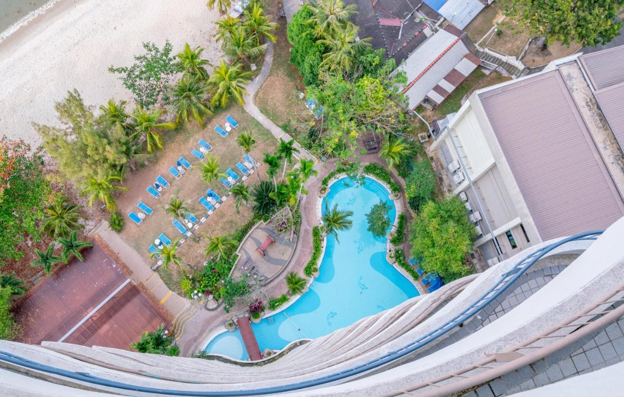 Romantic Couple Suite + Beach-Front Balcony Танджунг-Бунгах Екстер'єр фото